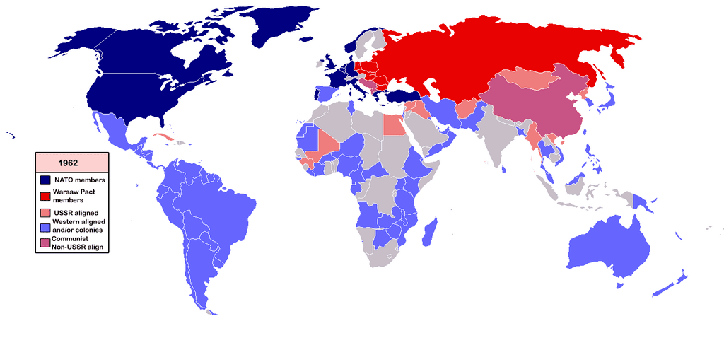 Carte mondiale de 1962 avec les membres de l’OTAN, du Pacte de Varsovie et pays alignés