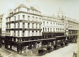 Photographie du Bon Marché à Paris en 1867, premier grand magasin moderne