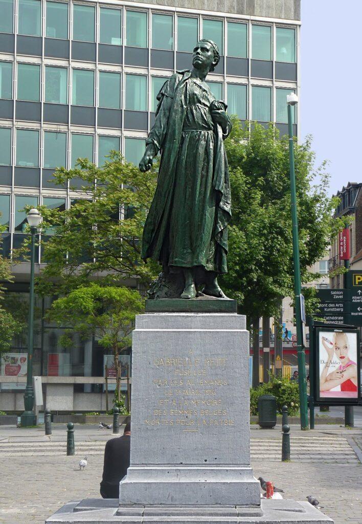 Portrait de Gabrielle Petit, héroïne de la résistance belge pendant la Première Guerre mondiale